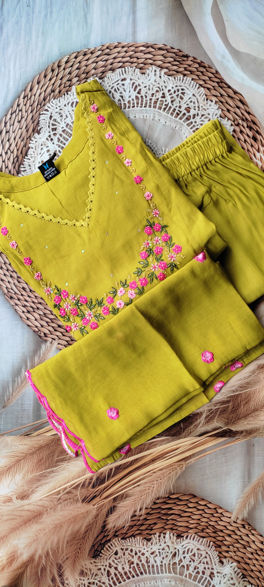 Mulchanderi Umbrella 3Piece Set MUL3UM00004